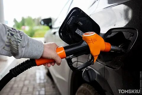 Назван бензин, который лучше всего подходит для морозов Назван бензин, который лучше всего подходит для морозов