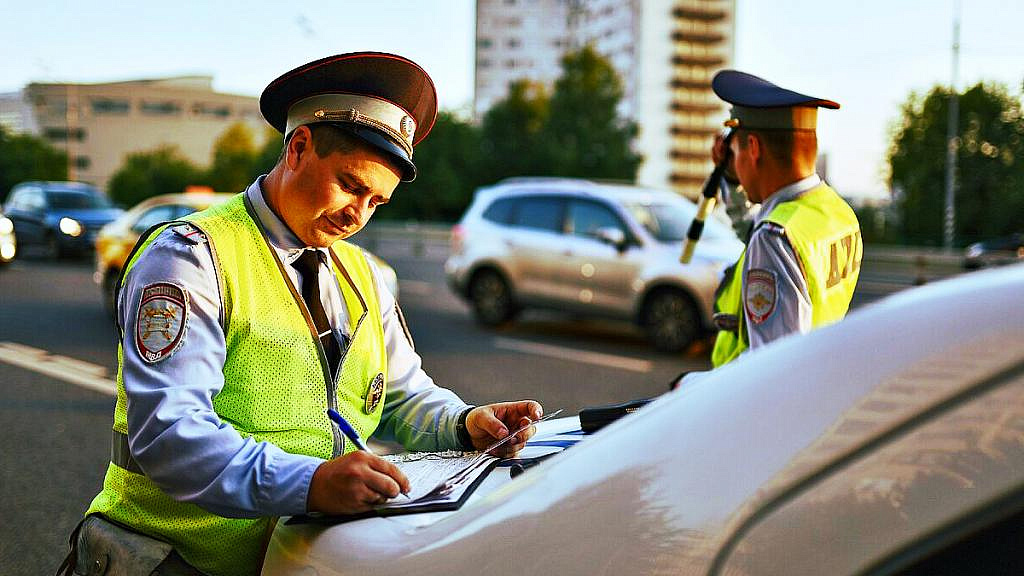 Названы способы избежать штрафа за тюнинг Названы способы избежать штрафа за тюнинг