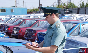 Госавтоинспекция изменила список документов, требуемых для ввоза автомобилей из Казахстана
