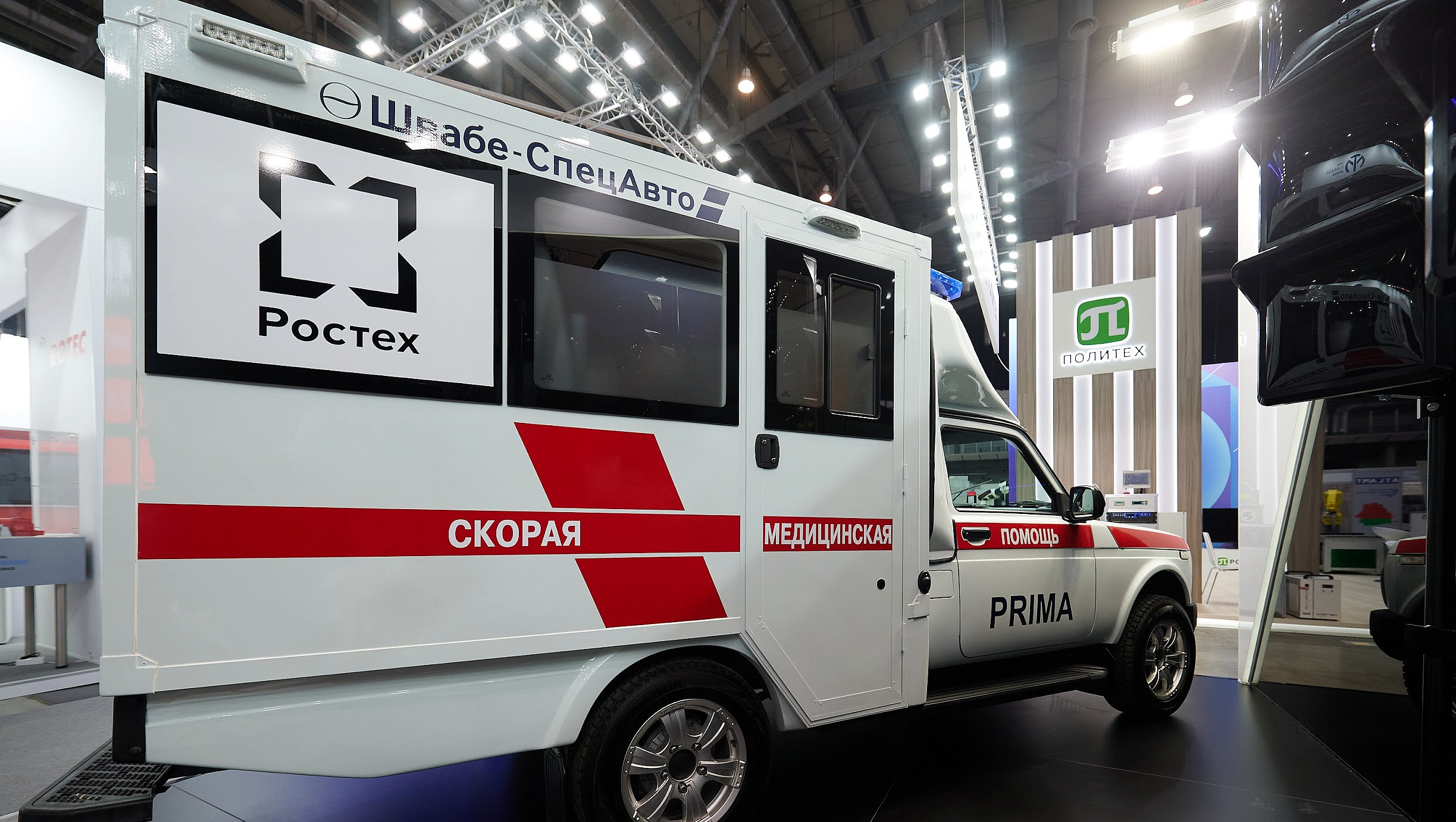 Новый автомобиль скорой помощи представили на «Иннопром-2022» Новый автомобиль скорой помощи представили на «Иннопром-2022»