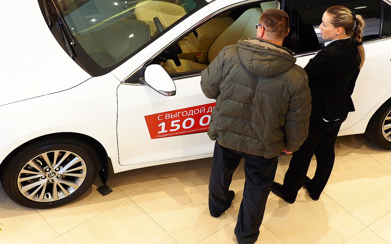 Россияне смогут получить до 375 тысяч рублей при покупке авто Россияне смогут получить до 375 тысяч рублей при покупке авто